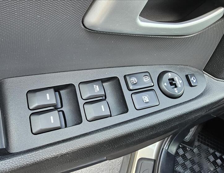 KIA Sportage 8