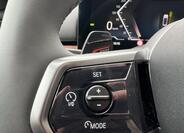 BMW i5 13