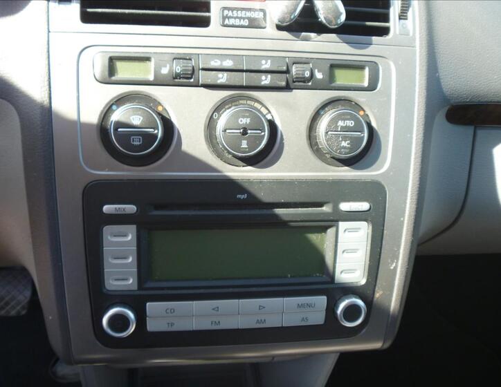 Volkswagen Touran 24