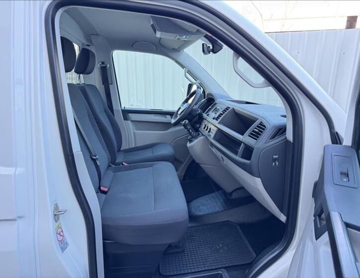 Volkswagen Transporter 28