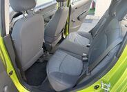 Chevrolet Spark 12