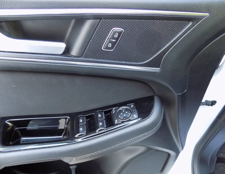 Ford S-MAX 22