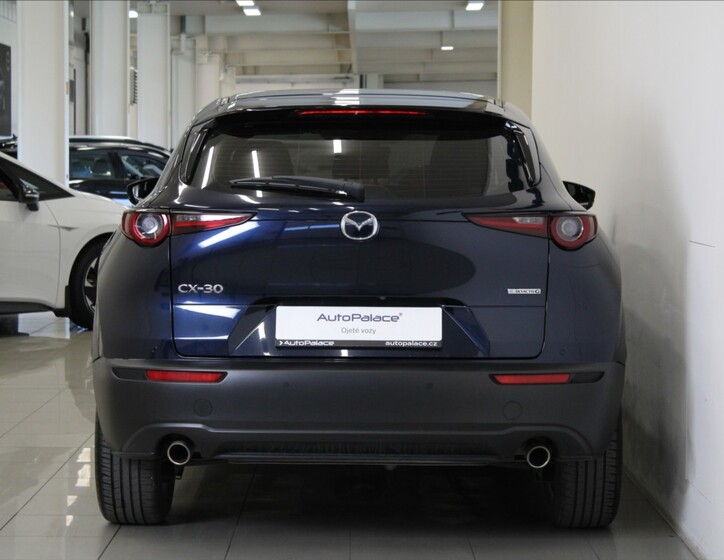 Mazda CX-30 4