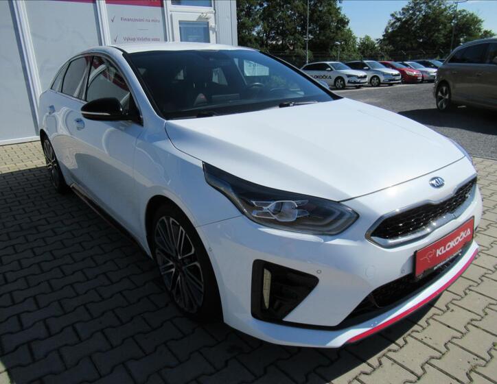 KIA ProCeed 6