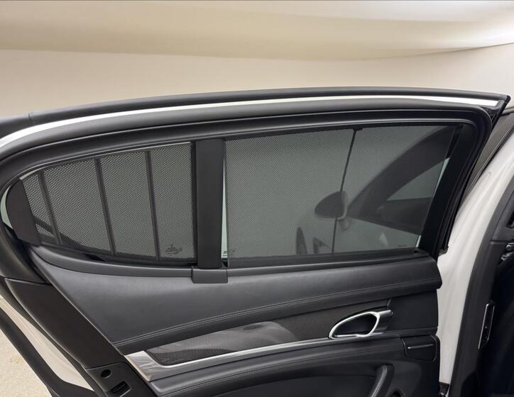 Porsche Panamera 43