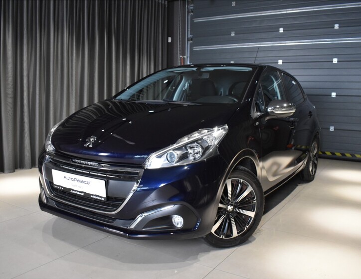 Peugeot 208 1