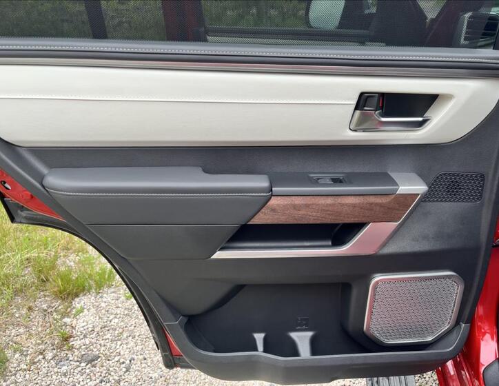 Toyota Sequoia 19