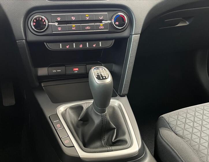 KIA Ostatní 16
