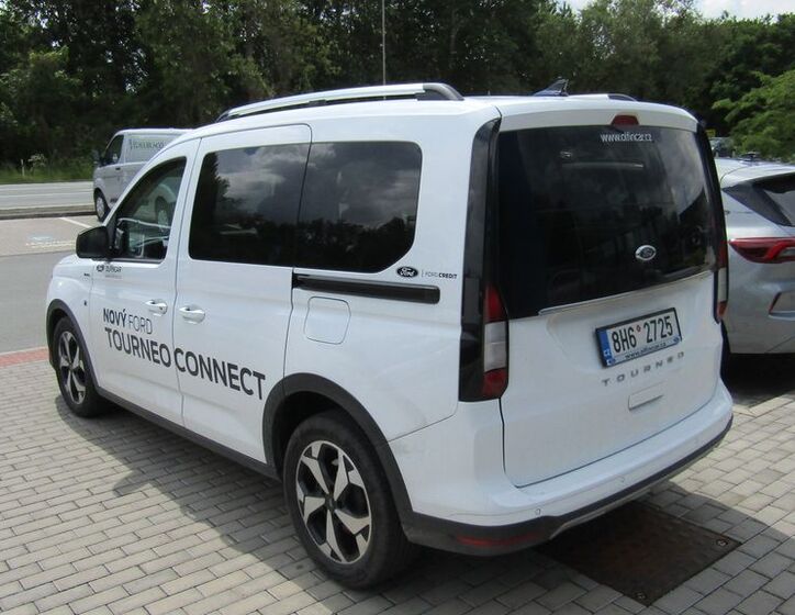 Ford Tourneo Connect 4