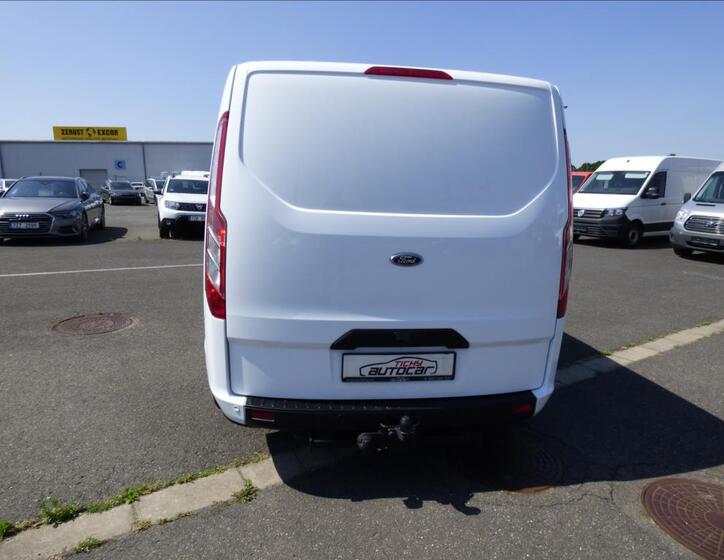 Ford Transit Custom 3