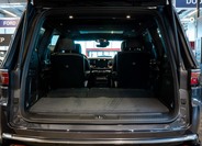Jeep Wagoneer 7