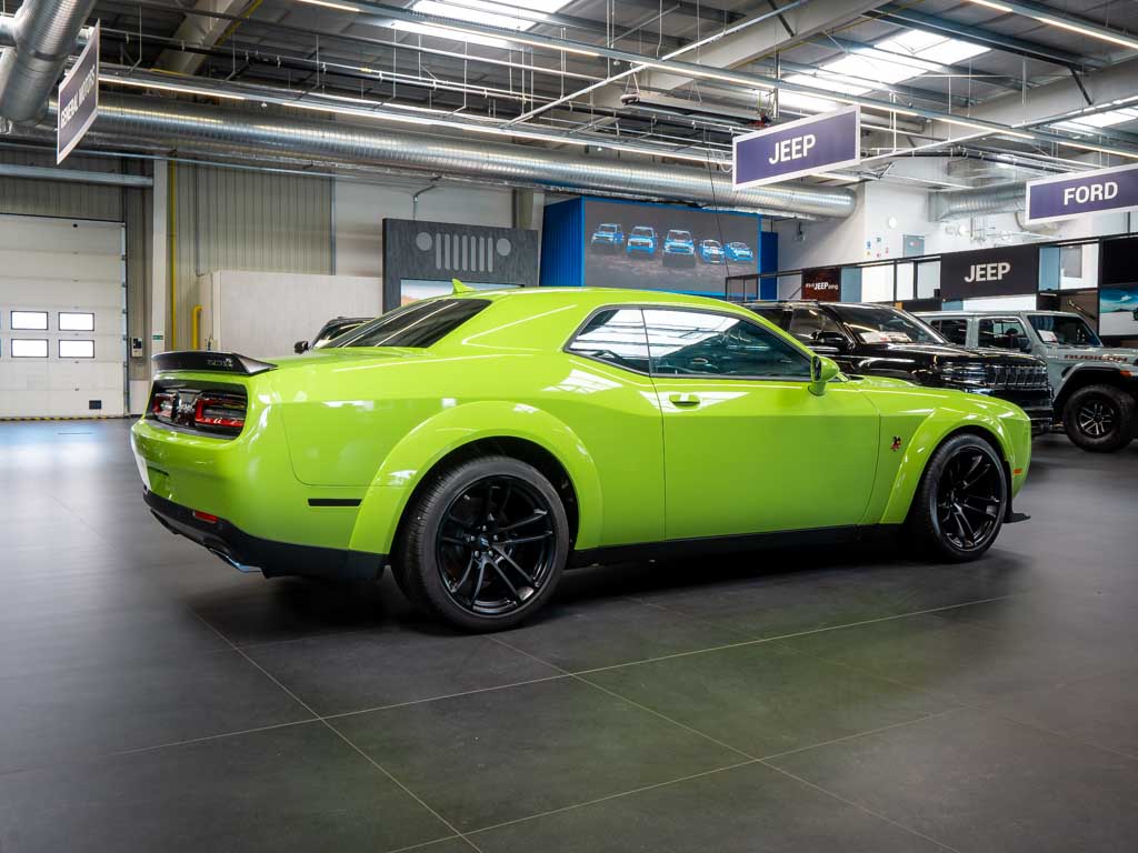 Dodge Challenger