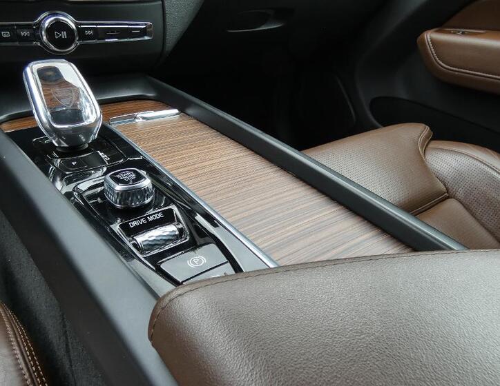Volvo XC60 6