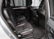 Volvo XC90 11