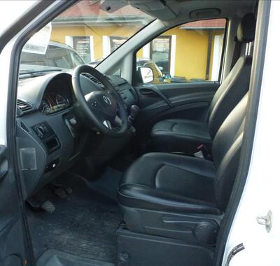 Mercedes-Benz Vito 16