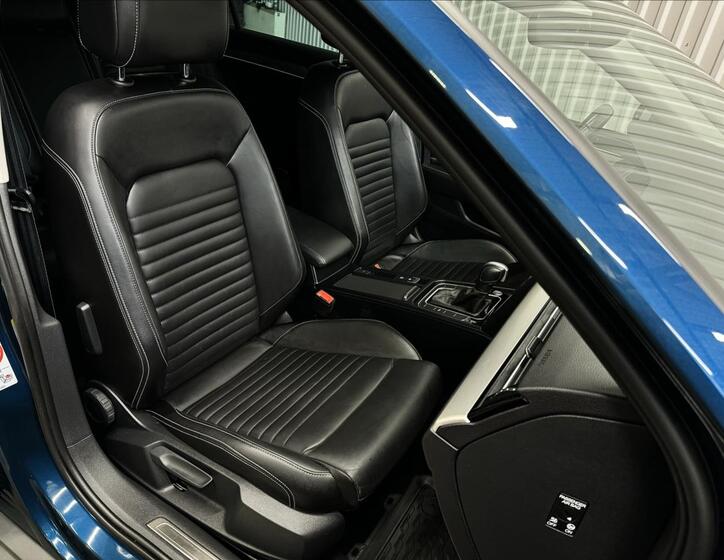 Volkswagen Passat 40