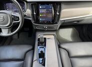 Volvo V90 16
