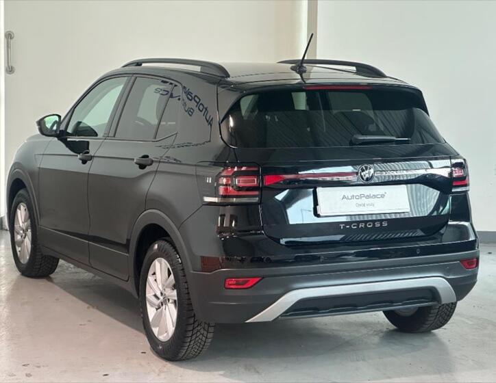 Volkswagen T-Cross 6