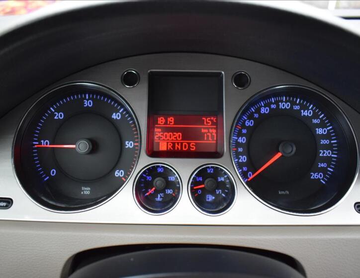 Volkswagen Passat 18
