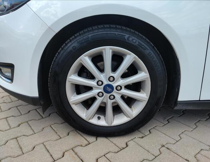 Ford Focus 8