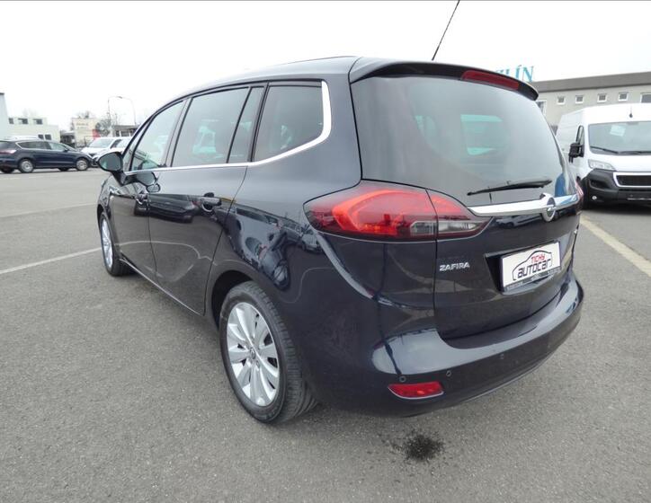 Opel Zafira 5