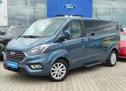 Ford Tourneo Custom 1