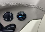 Mercedes-Benz SL 33