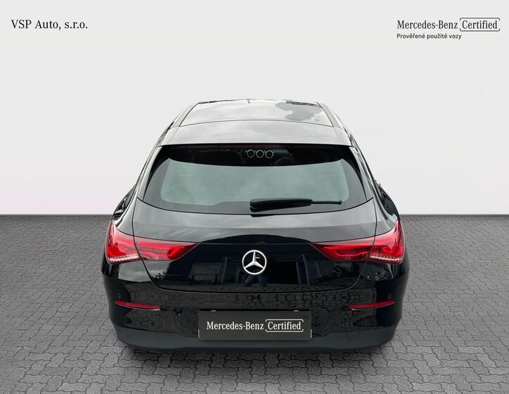 Mercedes-Benz CLA 4