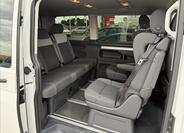 Volkswagen Multivan 14