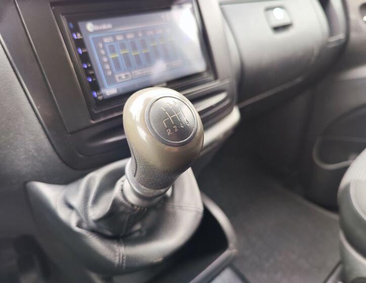 Mercedes-Benz Vito 19