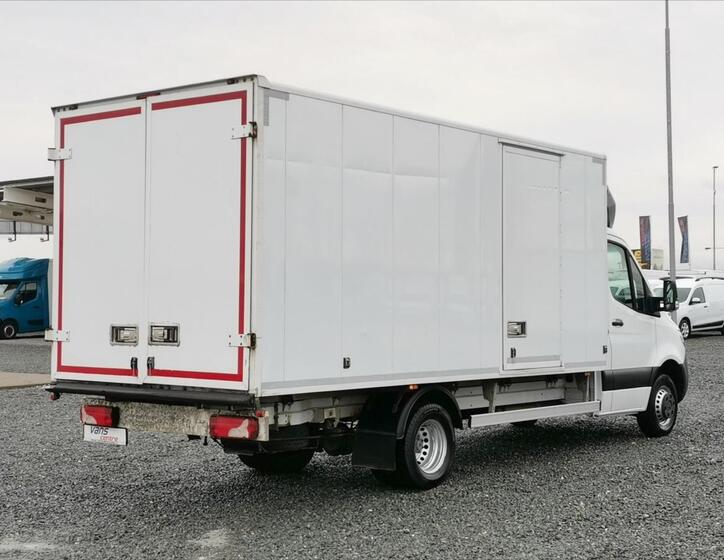 Mercedes-Benz Sprinter 3