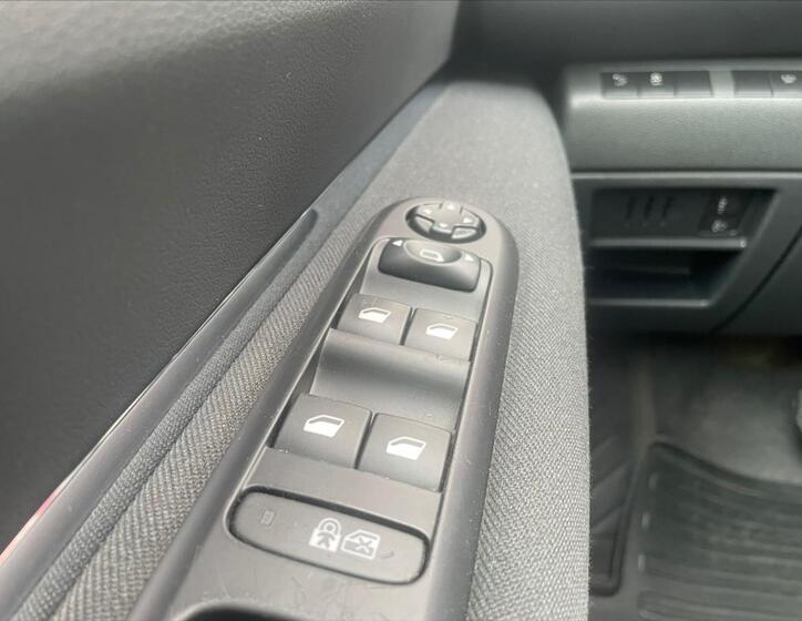 Peugeot 5008 21