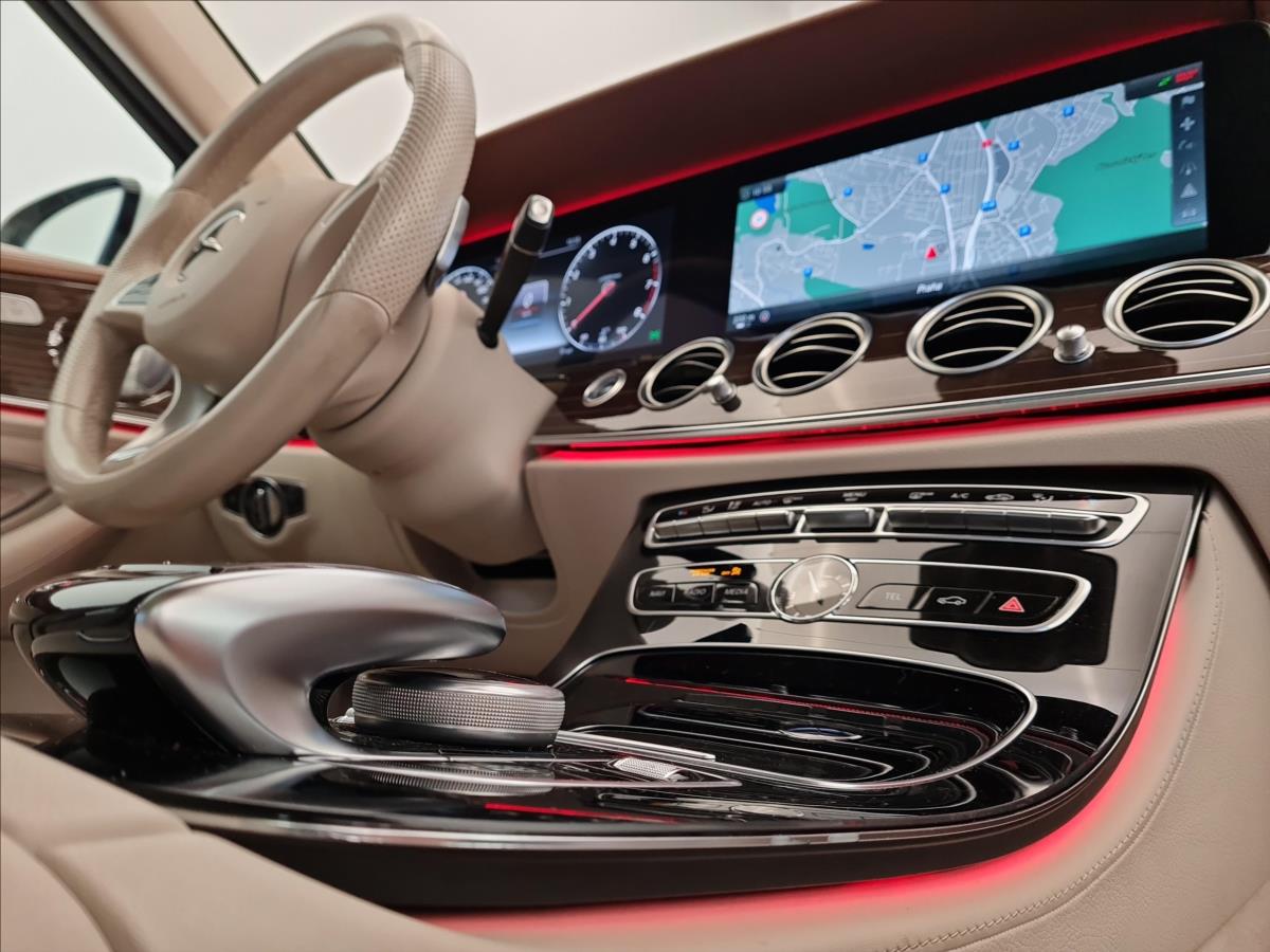 Mercedes-Benz Třídy E