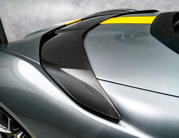 Ferrari 812 7
