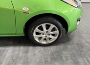 Mazda 2 32