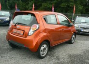 Chevrolet Spark 5