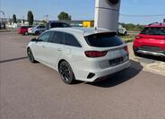KIA Ceed 4