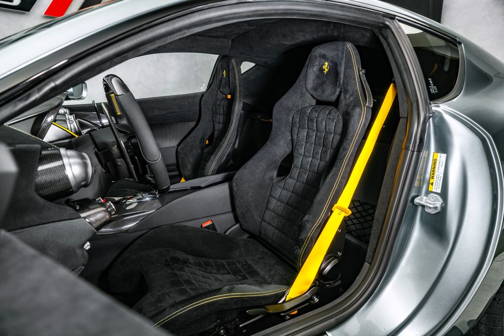 Ferrari 812