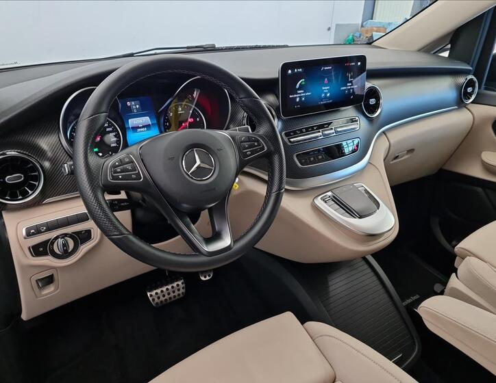 Mercedes-Benz Třídy V 9