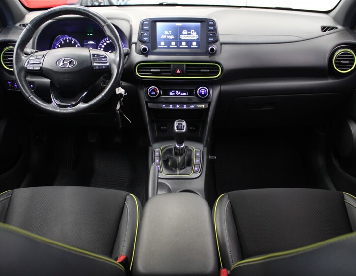 Hyundai Kona 8