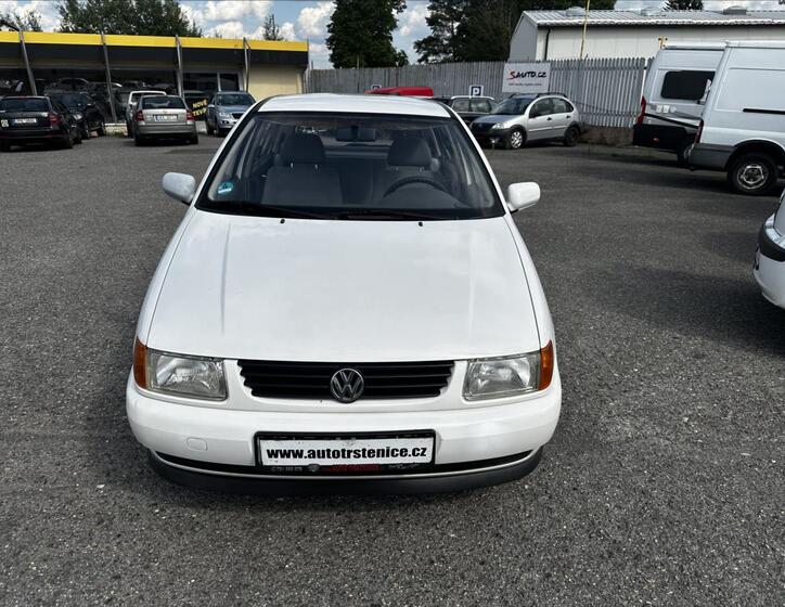Volkswagen Polo 8