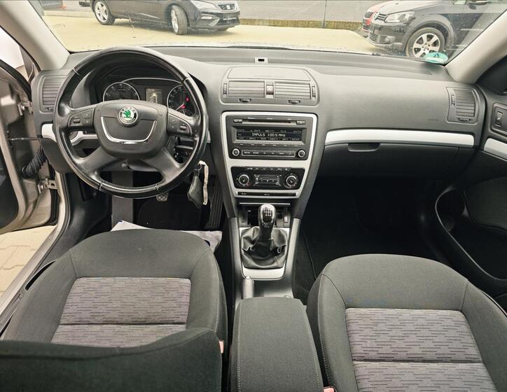Škoda Octavia 23