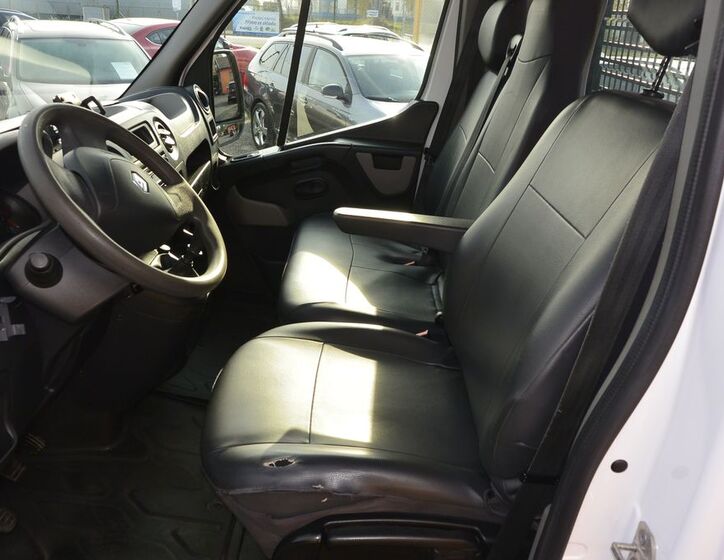 Renault Master 9