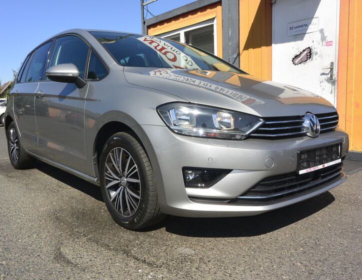Volkswagen Golf Sportsvan 52