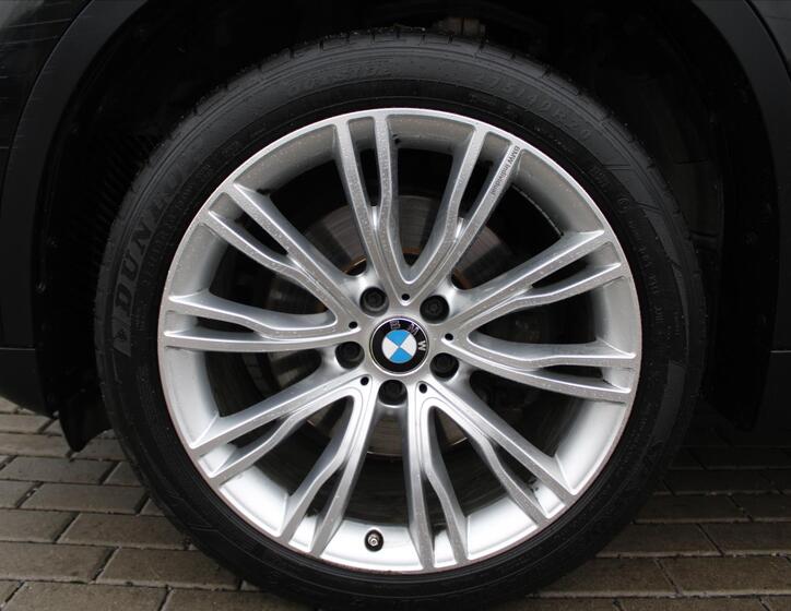 BMW X5 9