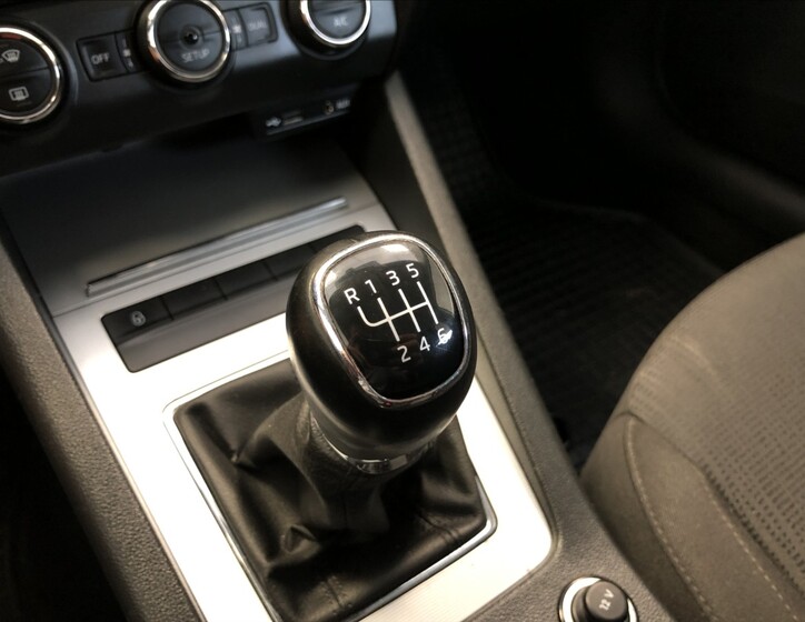 Škoda Octavia 15