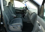Volkswagen Touran 14