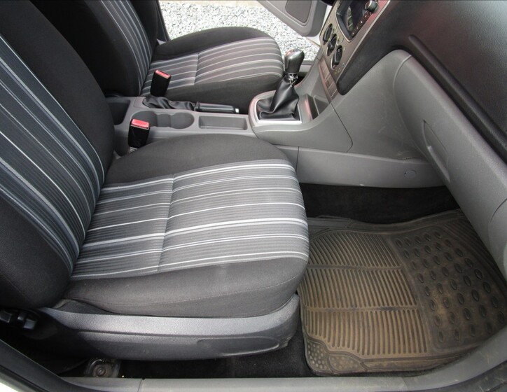 Ford Focus 16
