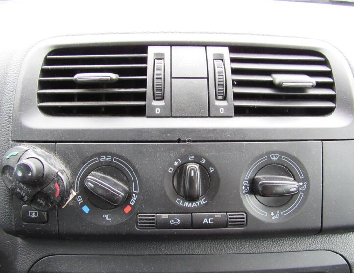 Škoda Roomster 16