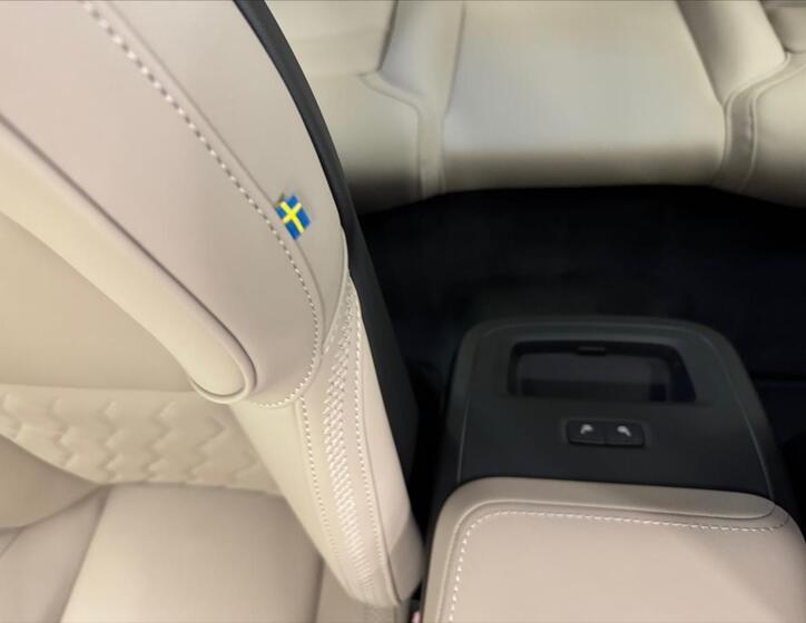 Volvo XC60 15